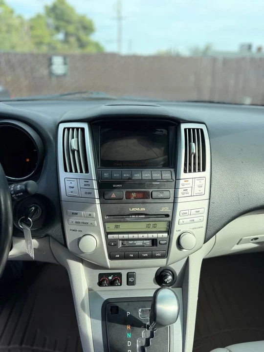 2006 Lexus RX 2nd Gen - Image 14 of 14
