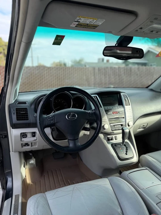2006 Lexus RX 2nd Gen - Image 9 of 14