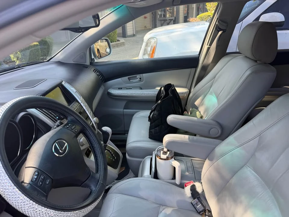 2006 Lexus RX 2nd Gen - Image 4 of 4