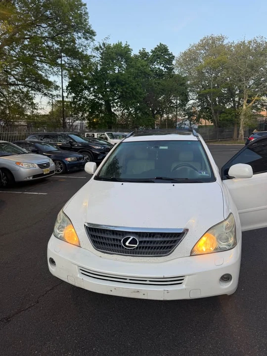2006 Lexus RX 2nd Gen - Image 3 of 9