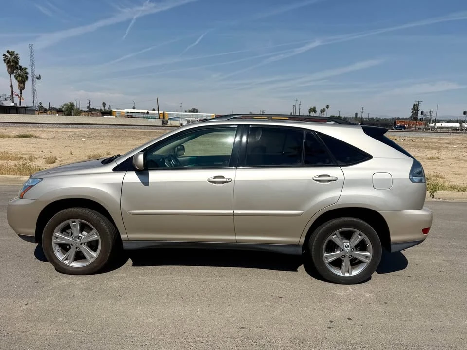 2006 Lexus RX 2nd Gen - Image 8 of 11