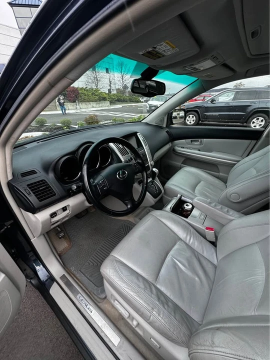 2006 Lexus RX 2nd Gen - Image 8 of 12