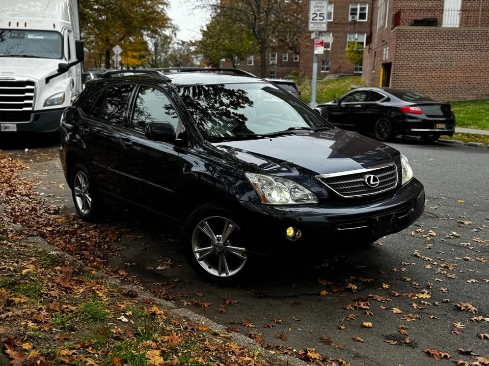 2006 Lexus RX 2nd Gen - Image 3 of 12