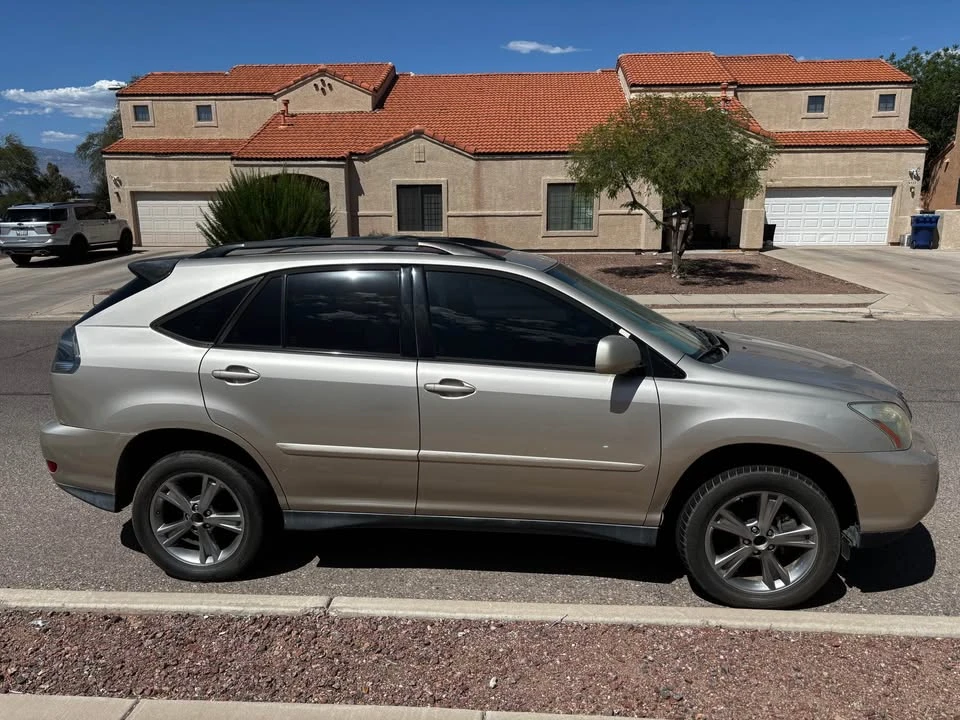2006 Lexus RX 2nd Gen - Image 2 of 7