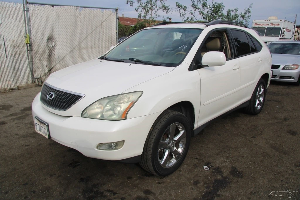 2006 Lexus RX 2nd Gen - Image 2 of 21