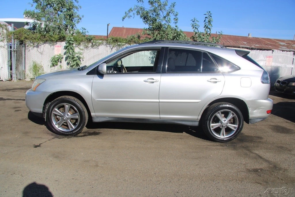 2006 Lexus RX 2nd Gen - Image 3 of 21