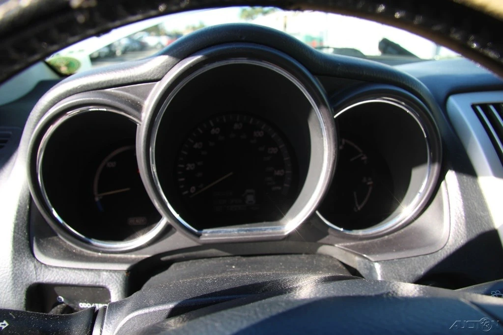 2006 Lexus RX 2nd Gen - Image 14 of 21