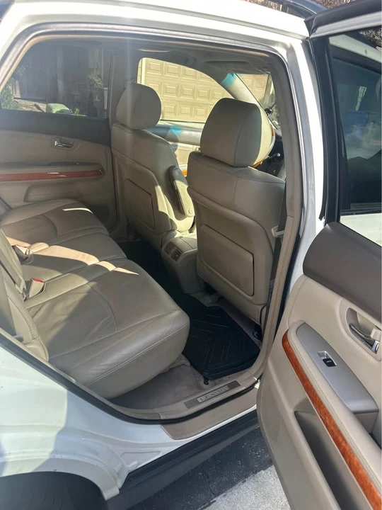 2006 Lexus RX 2nd Gen - Image 2 of 15