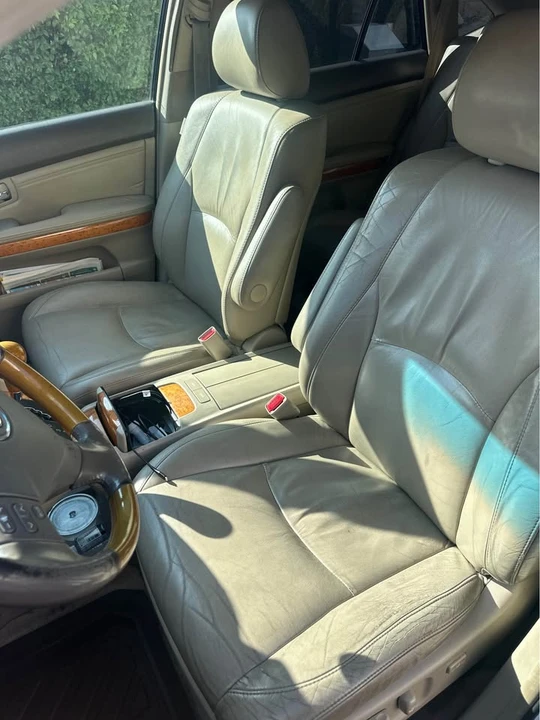 2006 Lexus RX 2nd Gen - Image 7 of 15
