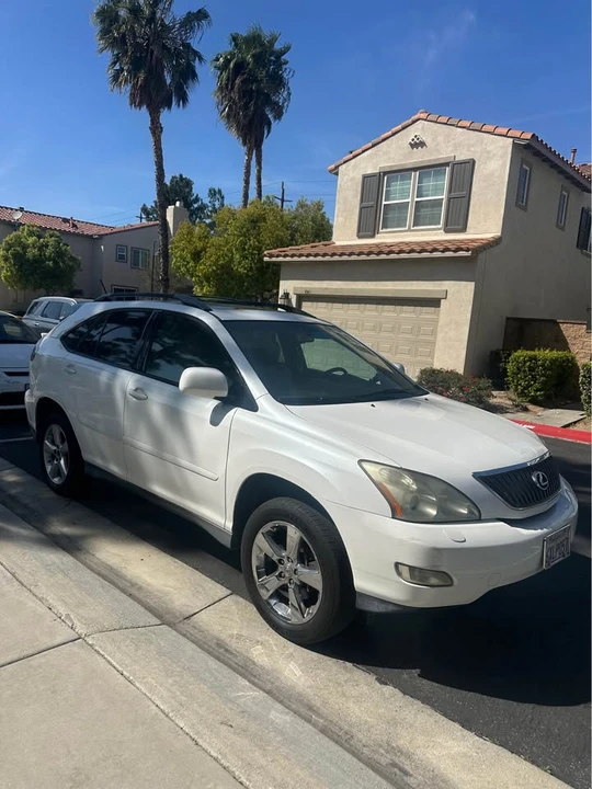 2006 Lexus RX 2nd Gen - Image 11 of 15