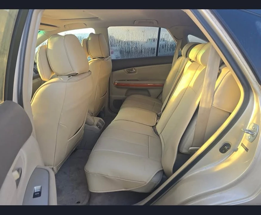 2006 Lexus RX 2nd Gen - Image 6 of 8