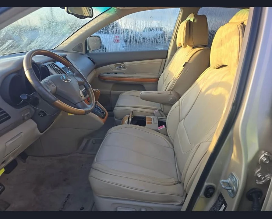 2006 Lexus RX 2nd Gen - Image 5 of 8