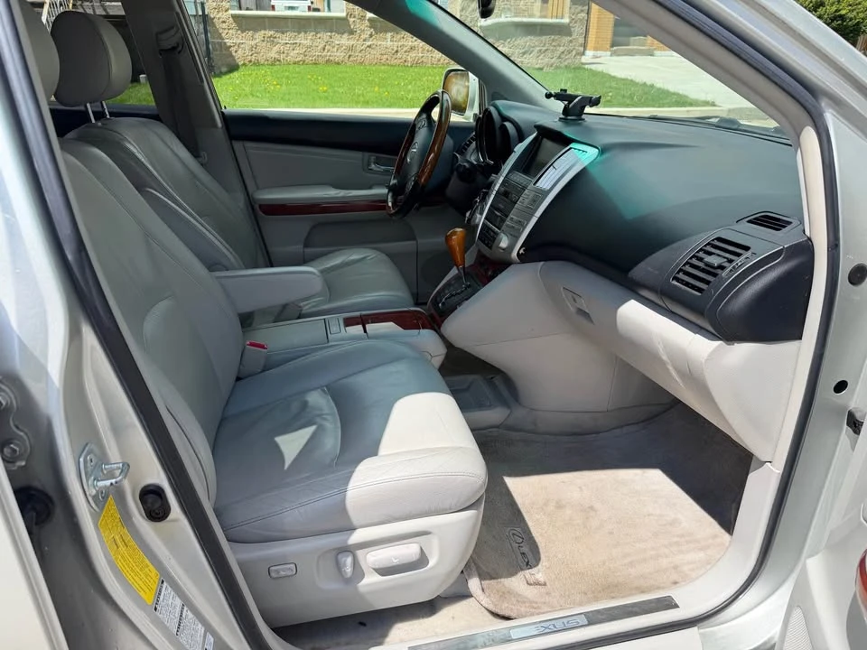 2006 Lexus RX 2nd Gen - Image 4 of 13