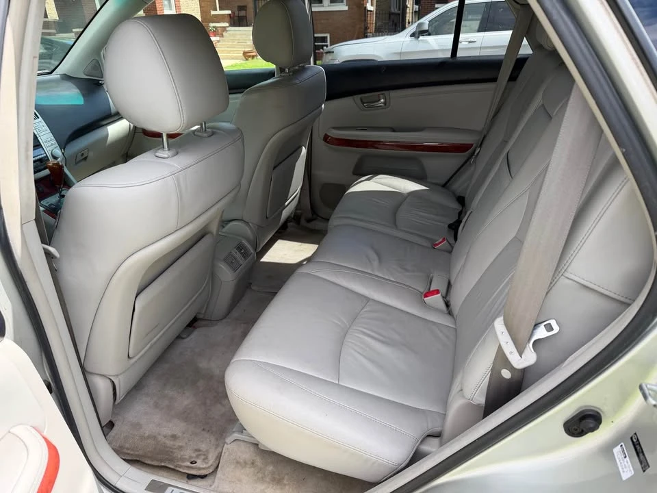 2006 Lexus RX 2nd Gen - Image 10 of 13