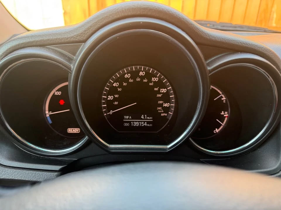 2006 Lexus RX 2nd Gen - Image 12 of 12