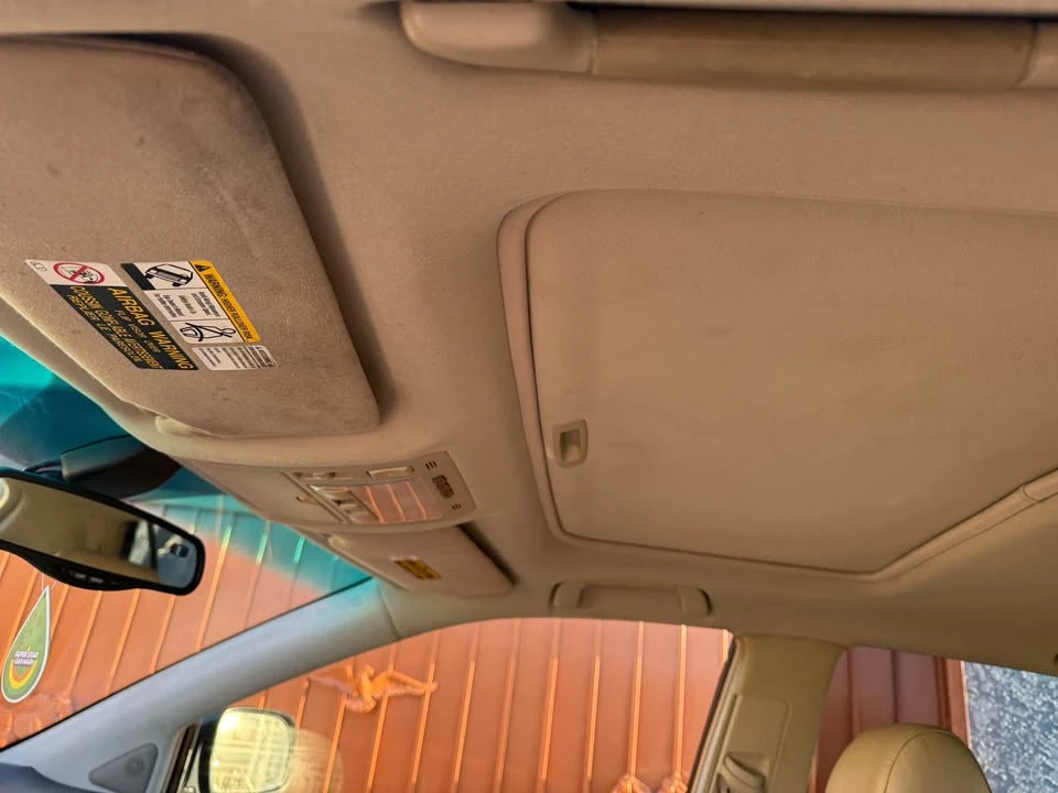 2006 Lexus RX 2nd Gen - Image 10 of 12