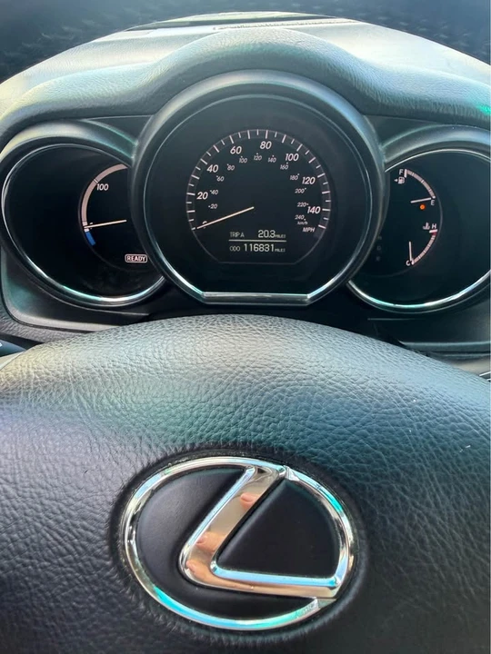 2006 Lexus RX 2nd Gen - Image 17 of 20
