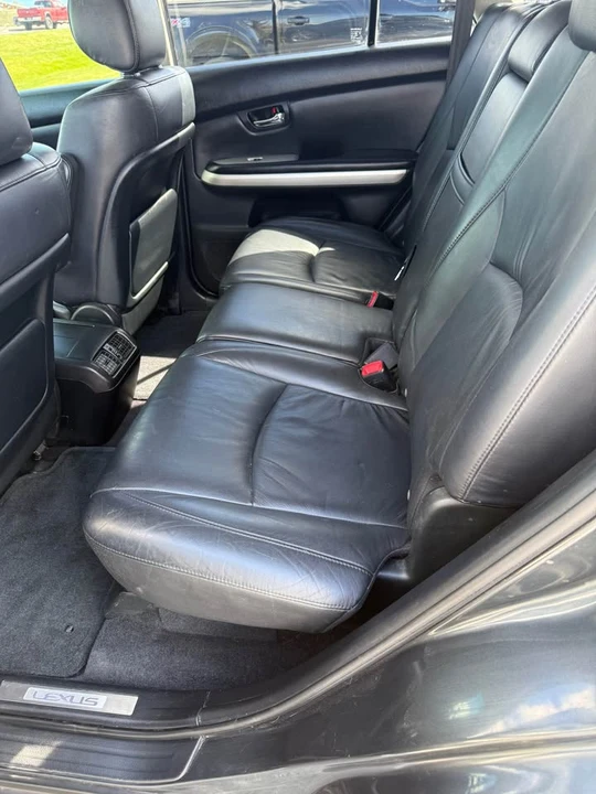 2006 Lexus RX 2nd Gen - Image 13 of 20