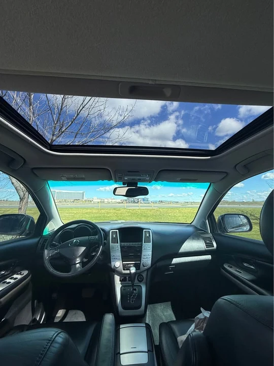 2006 Lexus RX 2nd Gen - Image 18 of 20