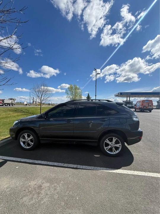 2006 Lexus RX 2nd Gen - Image 3 of 20