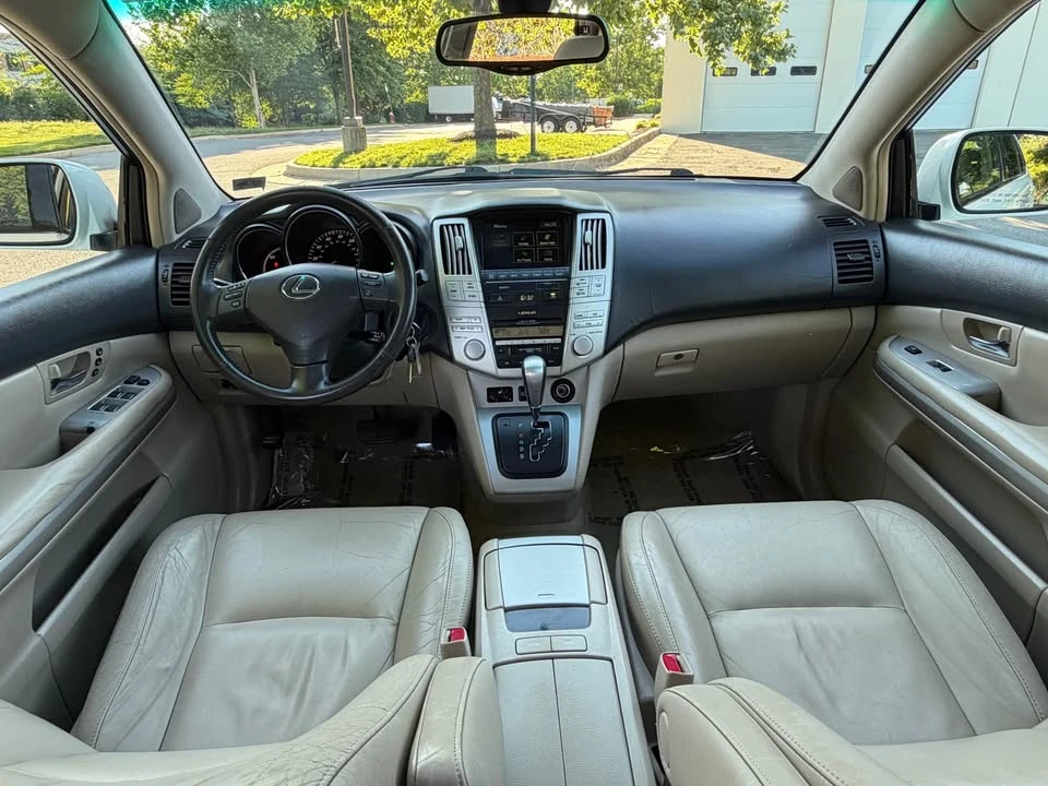 2006 Lexus RX 2nd Gen - Image 11 of 20