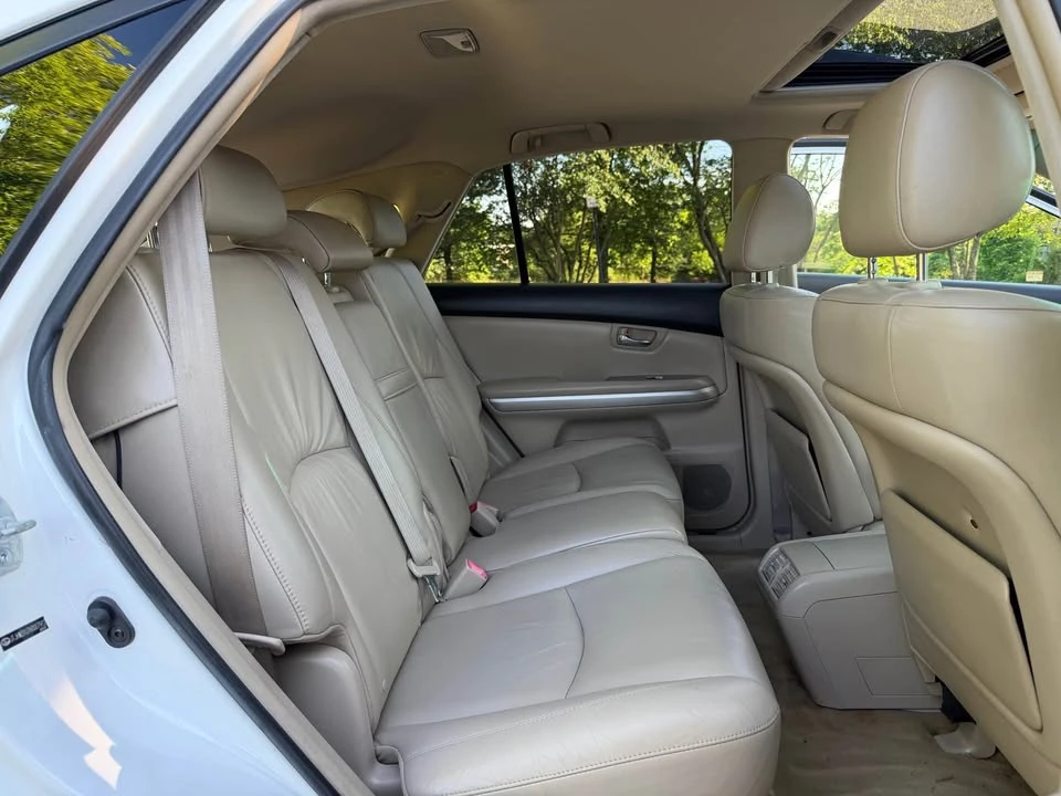 2006 Lexus RX 2nd Gen - Image 12 of 20