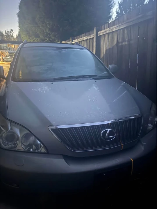 2006 Lexus RX 2nd Gen - Image 3 of 3