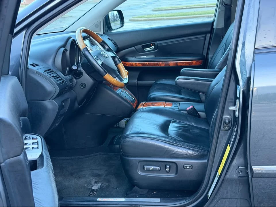 2006 Lexus RX 2nd Gen - Image 9 of 10