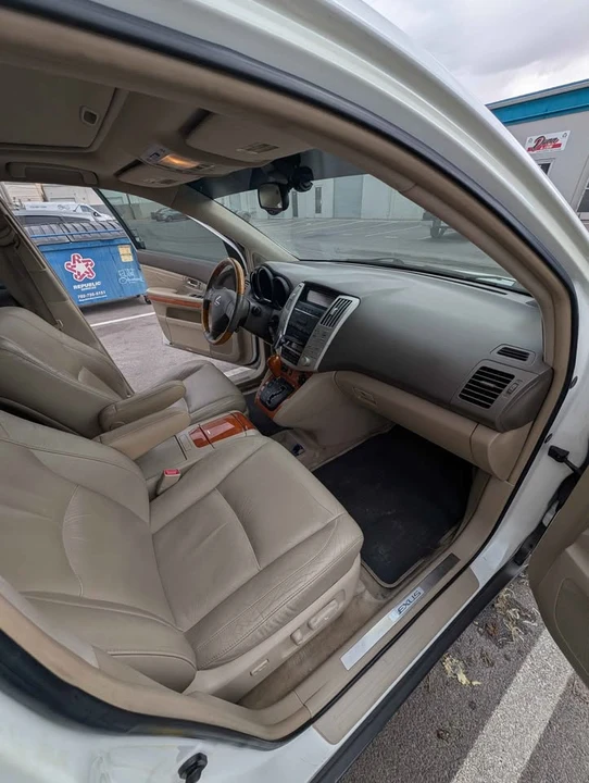2006 Lexus RX 2nd Gen - Image 8 of 10