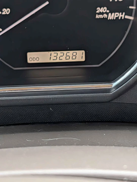2006 Lexus RX 2nd Gen - Image 7 of 10