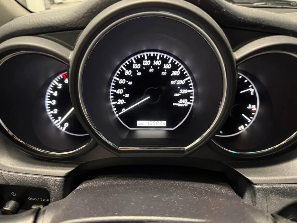 2006 Lexus RX 2nd Gen - Image 15 of 15