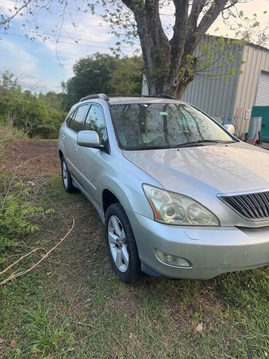 2006 Lexus RX 2nd Gen - Image 4 of 5