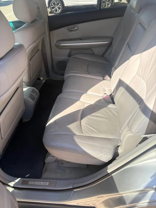 2006 Lexus RX 2nd Gen - Image 7 of 10