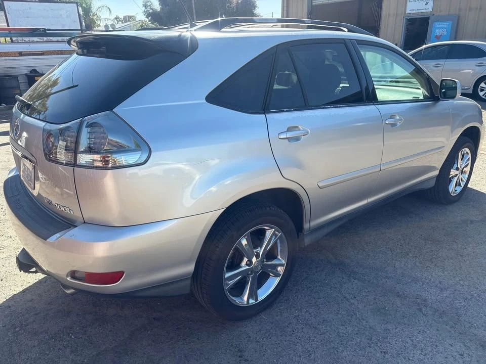 2006 Lexus RX 2nd Gen - Image 2 of 10