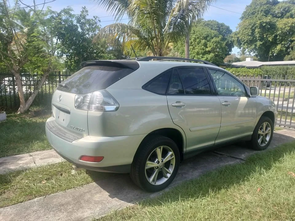 2006 Lexus RX 2nd Gen - Image 3 of 8