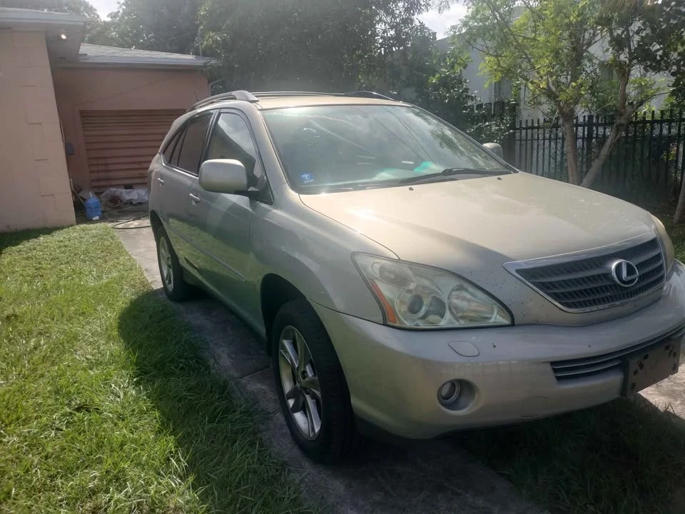 2006 Lexus RX 2nd Gen - Image 2 of 8