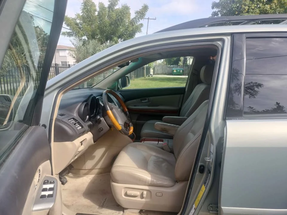 2006 Lexus RX 2nd Gen - Image 5 of 8