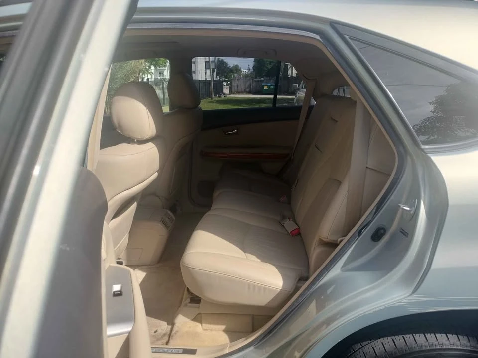 2006 Lexus RX 2nd Gen - Image 6 of 8