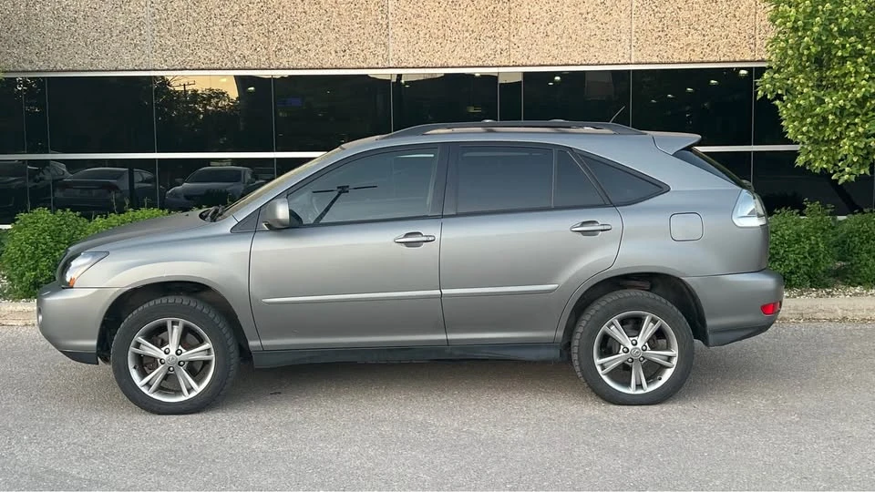 2006 Lexus RX 2nd Gen - Image 9 of 10