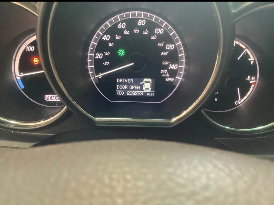 2006 Lexus RX 2nd Gen - Image 3 of 6