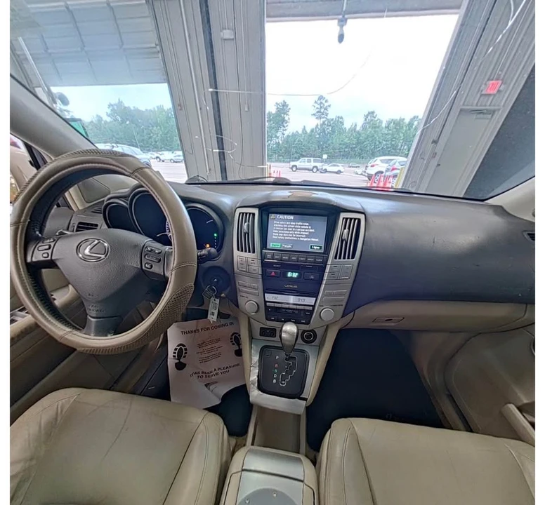 2006 Lexus RX 2nd Gen - Image 4 of 6