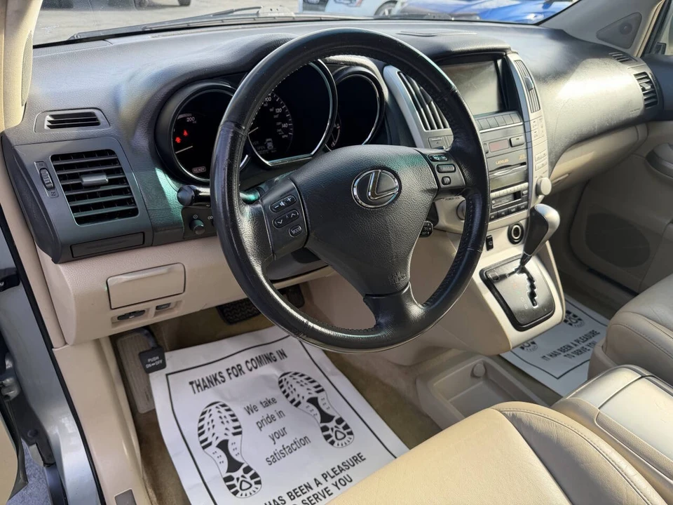 2006 Lexus RX 2nd Gen - Image 8 of 17