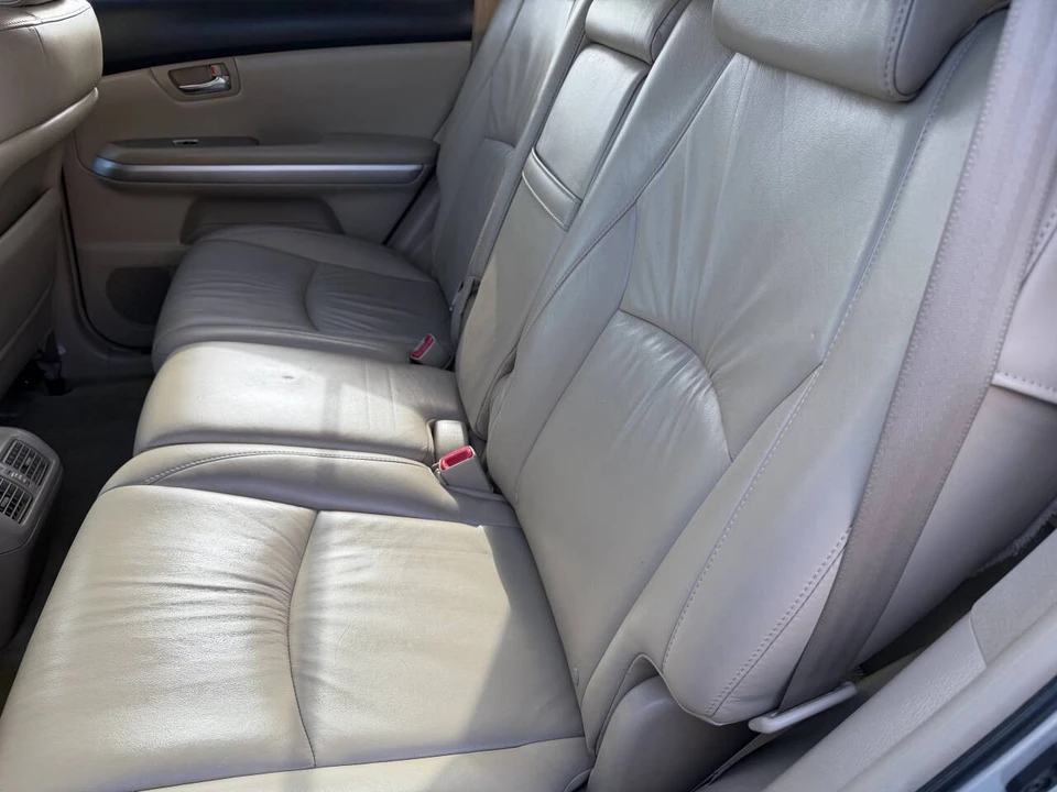 2006 Lexus RX 2nd Gen - Image 9 of 17