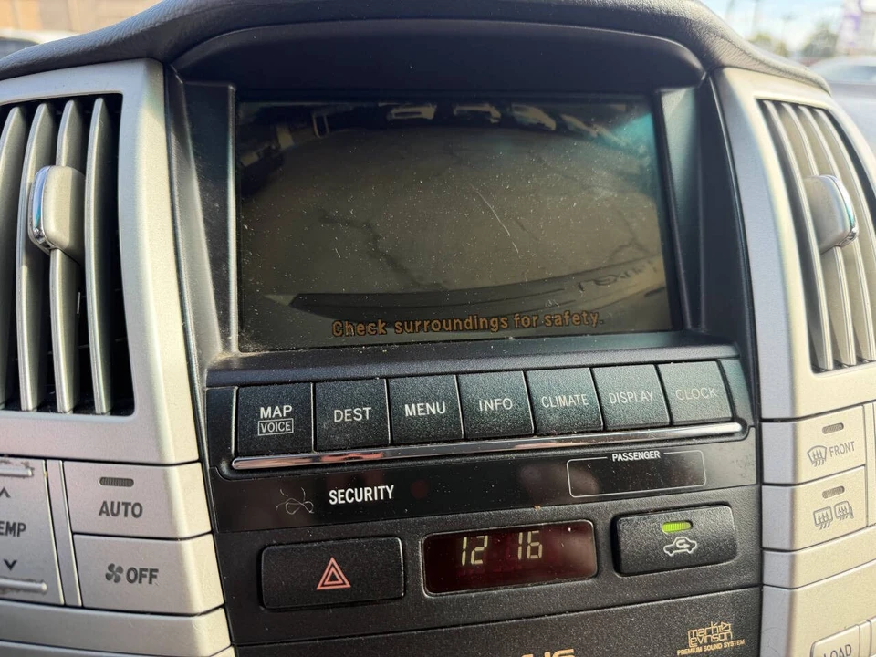 2006 Lexus RX 2nd Gen - Image 13 of 17