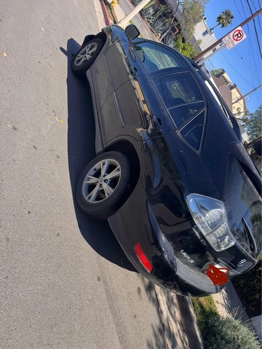 2006 Lexus RX 2nd Gen - Image 2 of 4