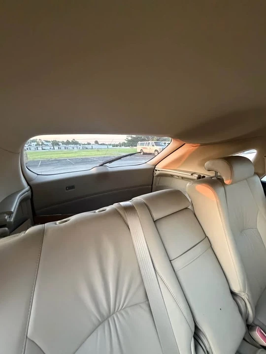 2006 Lexus RX 2nd Gen - Image 10 of 12