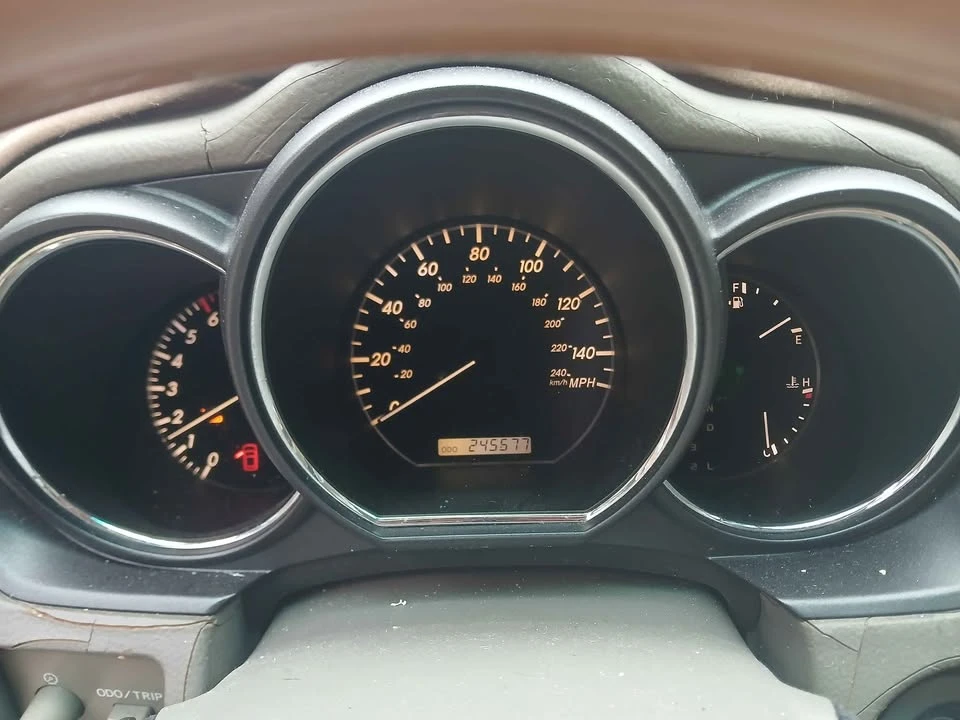 2006 Lexus RX 2nd Gen - Image 9 of 10