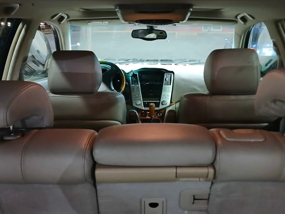 2006 Lexus RX 2nd Gen - Image 4 of 10