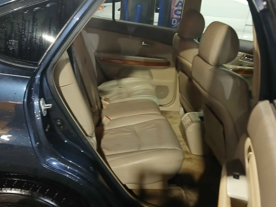 2006 Lexus RX 2nd Gen - Image 2 of 10