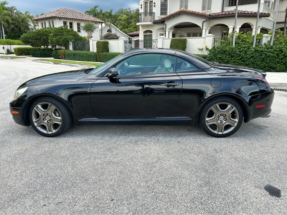 2006 Lexus SC430 - Image 2 of 17